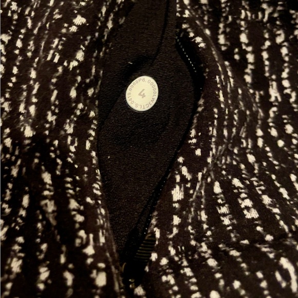 Lululemon Runderful Long Sleeve - Picture 4 of 5